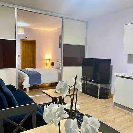 Lovely 1 Bed Studio Apartment With Free Parking Оксфорд Экстерьер фото